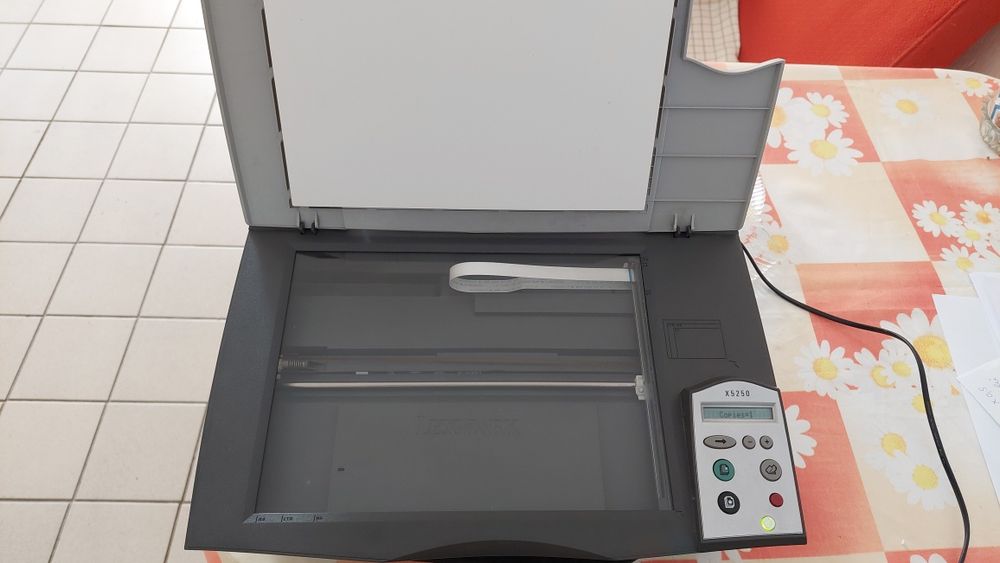 Imprimanta scanner copiator inkjet Lexmark X5250