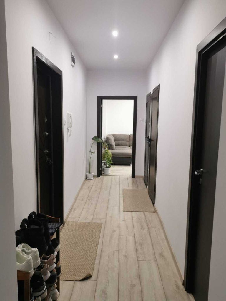 Продава се Тристаен апартамент в Варна, Младост 1 - 74 кв.м за 2095 €/кв.м - Снимка #1