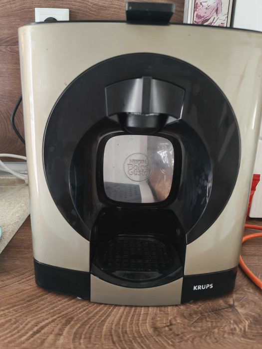 Кафемашина за капсули Dolce Gusto