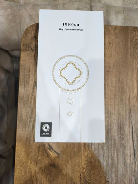 Професионален сешоар IMMOSO