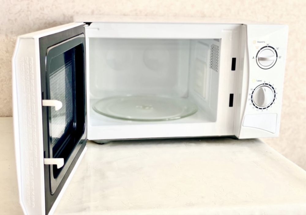 Продам микроволновую печь