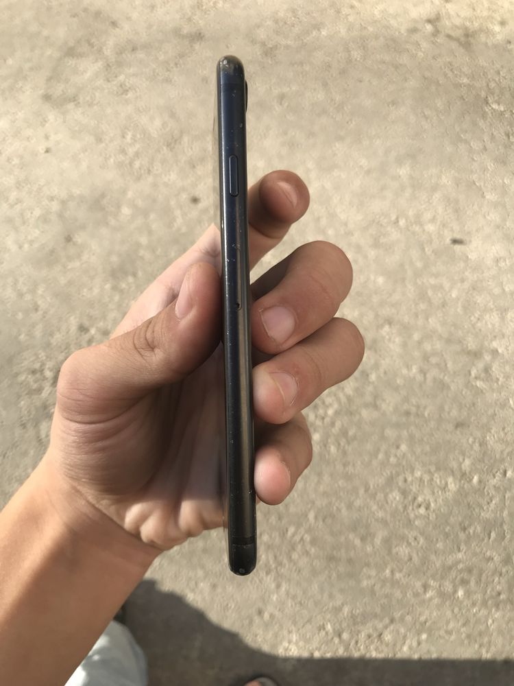 iPhone Se 2020 srochni sotiladi