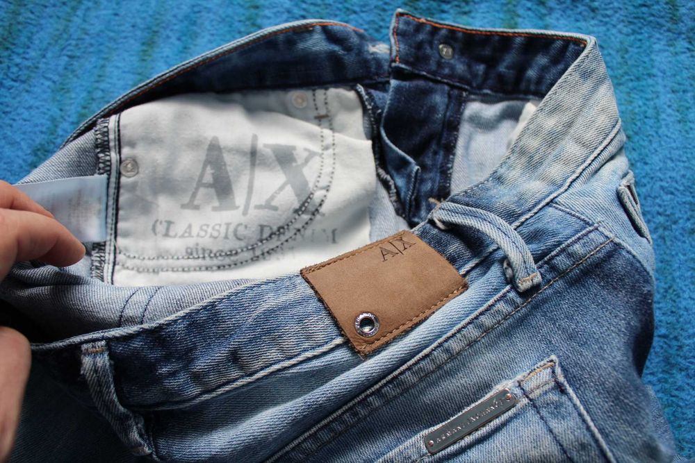 Blugi S si camasa XL Armani Exchange AX Potassium Jeans