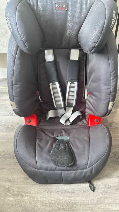 автокресло для детей britax