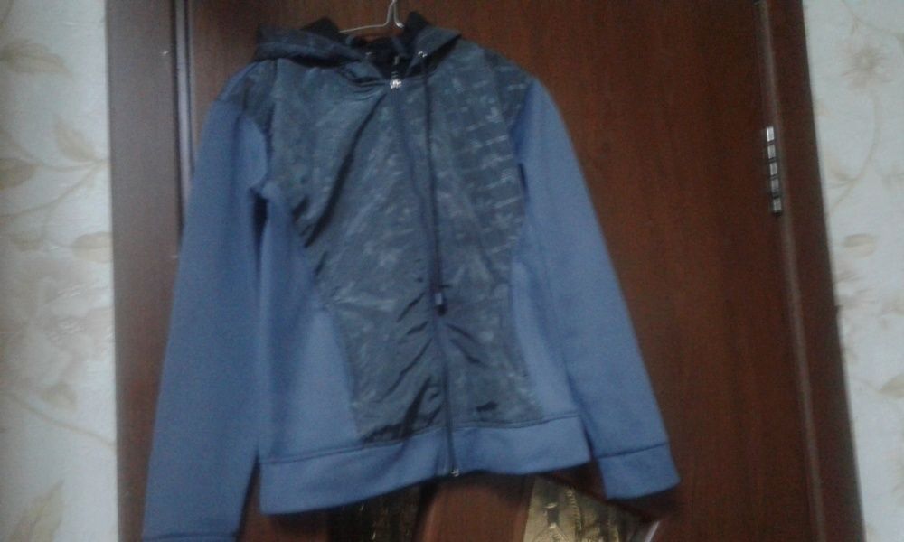 Куртки и безрукавка