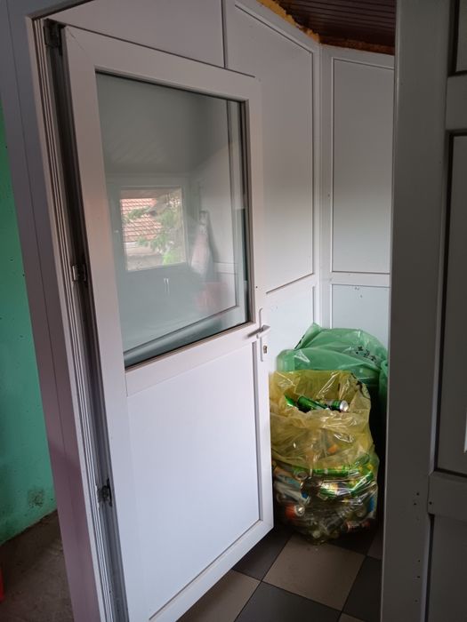 Chioșc termopan condiții bune