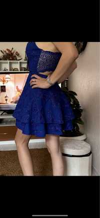 Синя рокля  s размер