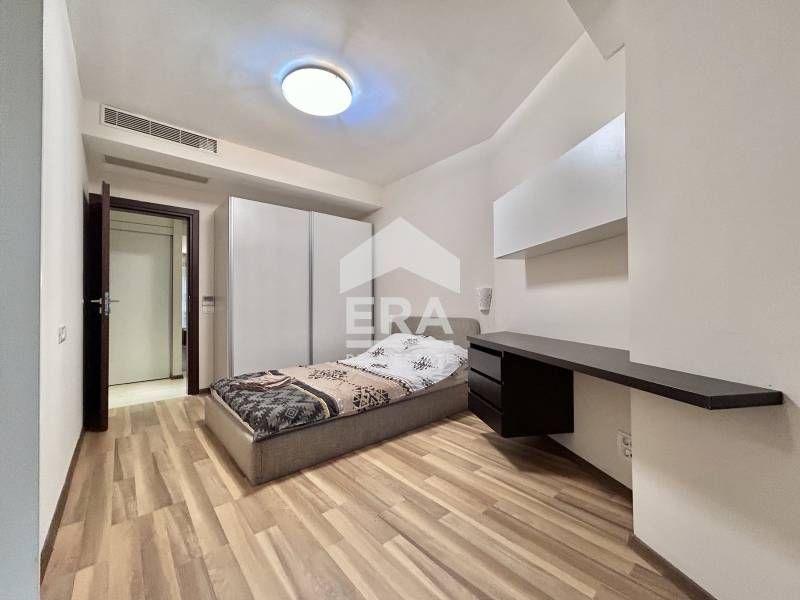Дава се под наем Тристаен апартамент в София, Лозенец - 100 кв.м за 1500 € - Снимка #7