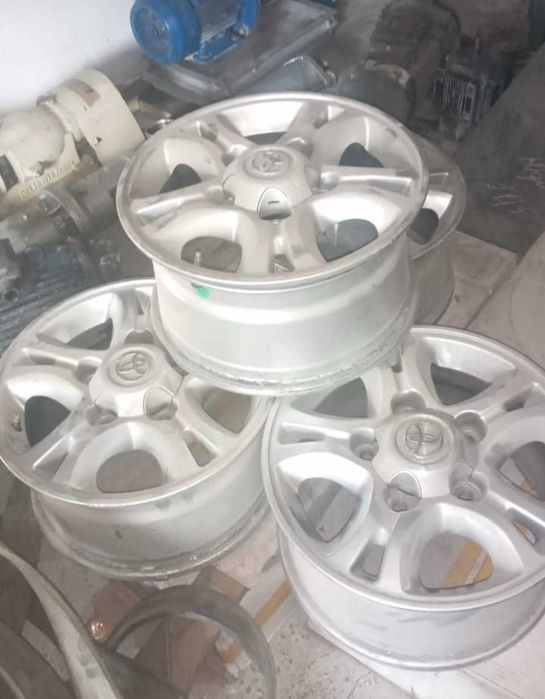Диски Toyota Land cruiser 100