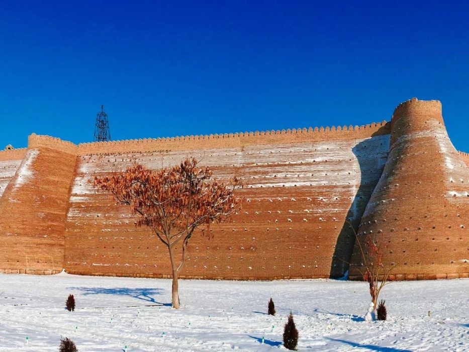 The Silk Road's Winter Heart: An Architectural Contemplation of Buxara