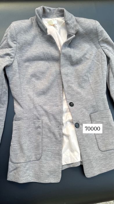 Распродажа женской одежды, женский пиджак, кардиган, джинсы