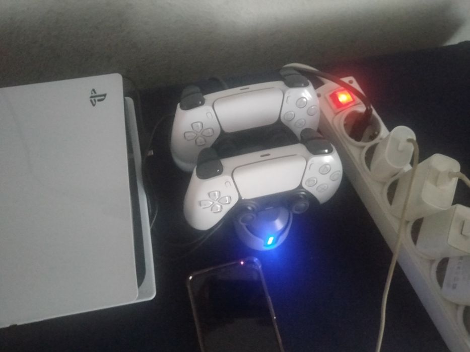 Playstation 5 [диск]