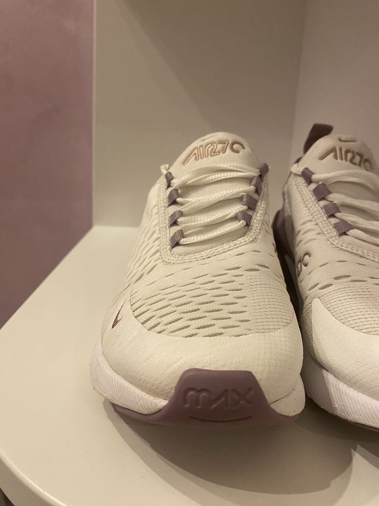Оригинални обувки Nike Air Max 270