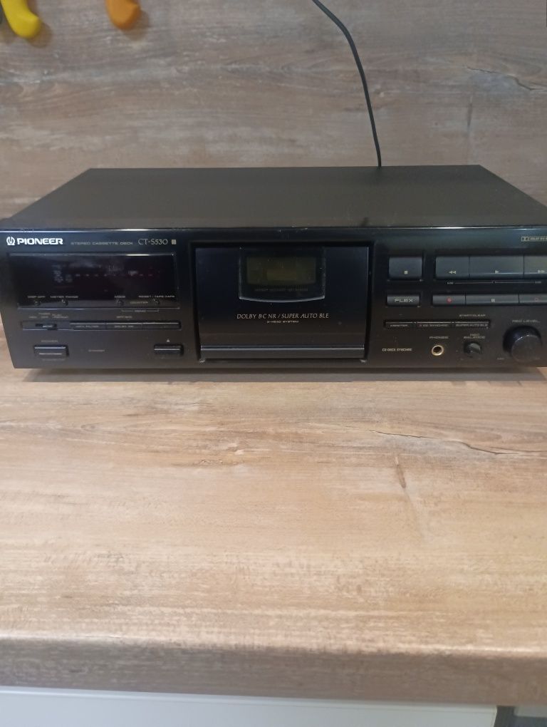 Касетъчен дек Pioneer ct-s530