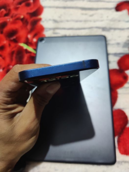 Vand  iphone 12 blue