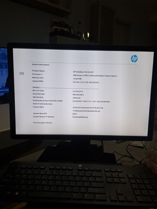 HP EliteDesk 705 G4 SFF-Slim,AMD Ryzen 3 PRO 2200G (3.5/3.7GHz),16GB