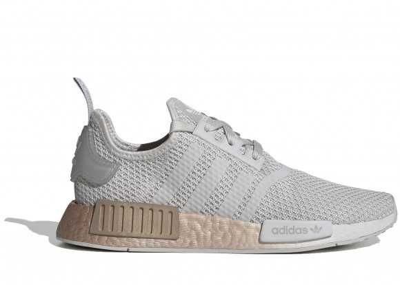 Оригинални дамски маратонки * ADIDAS NMD_R1 *