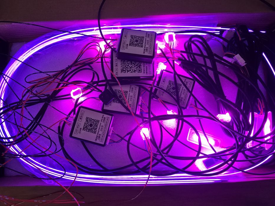 Becuri Led Leduri auto H1 H4 H7 H8 H9 H11 H16 HB3 9006 HB4 9012 hir2