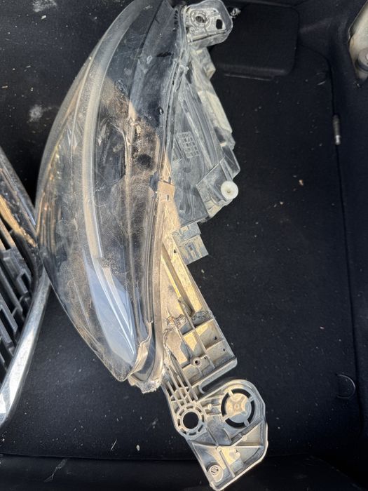 Far stanga peugeot 308 facelift 2017-2021