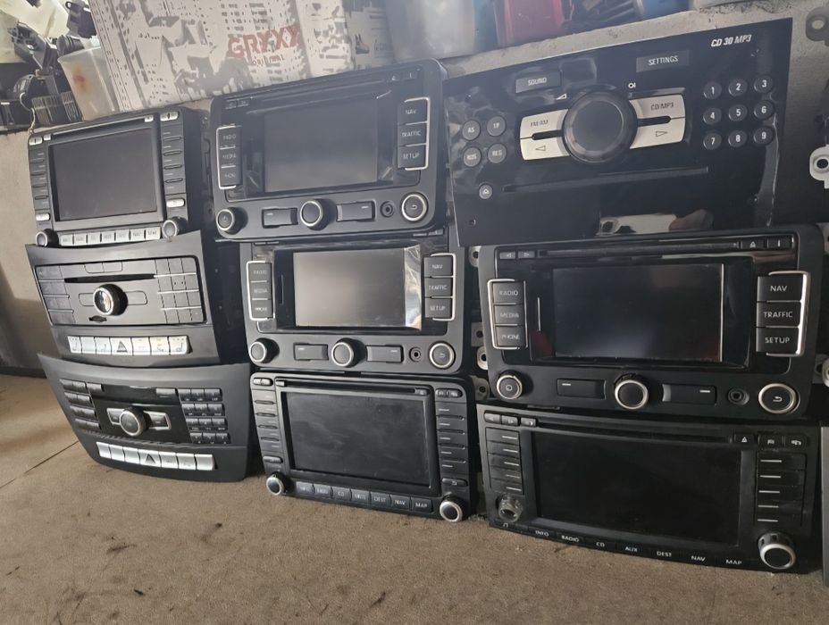Radio cd ,navi passat gama wag,mercedes