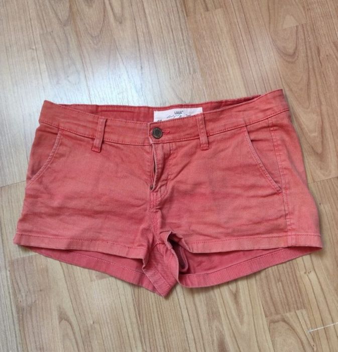 H&M pantaloni scurți damă