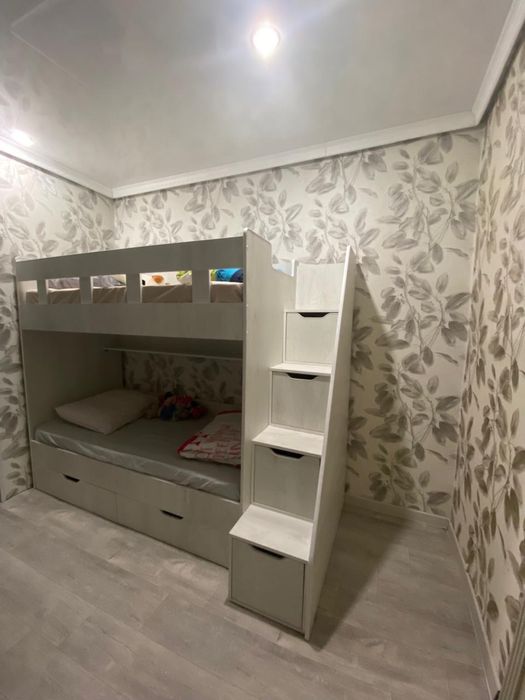 Двухъярусная кровать