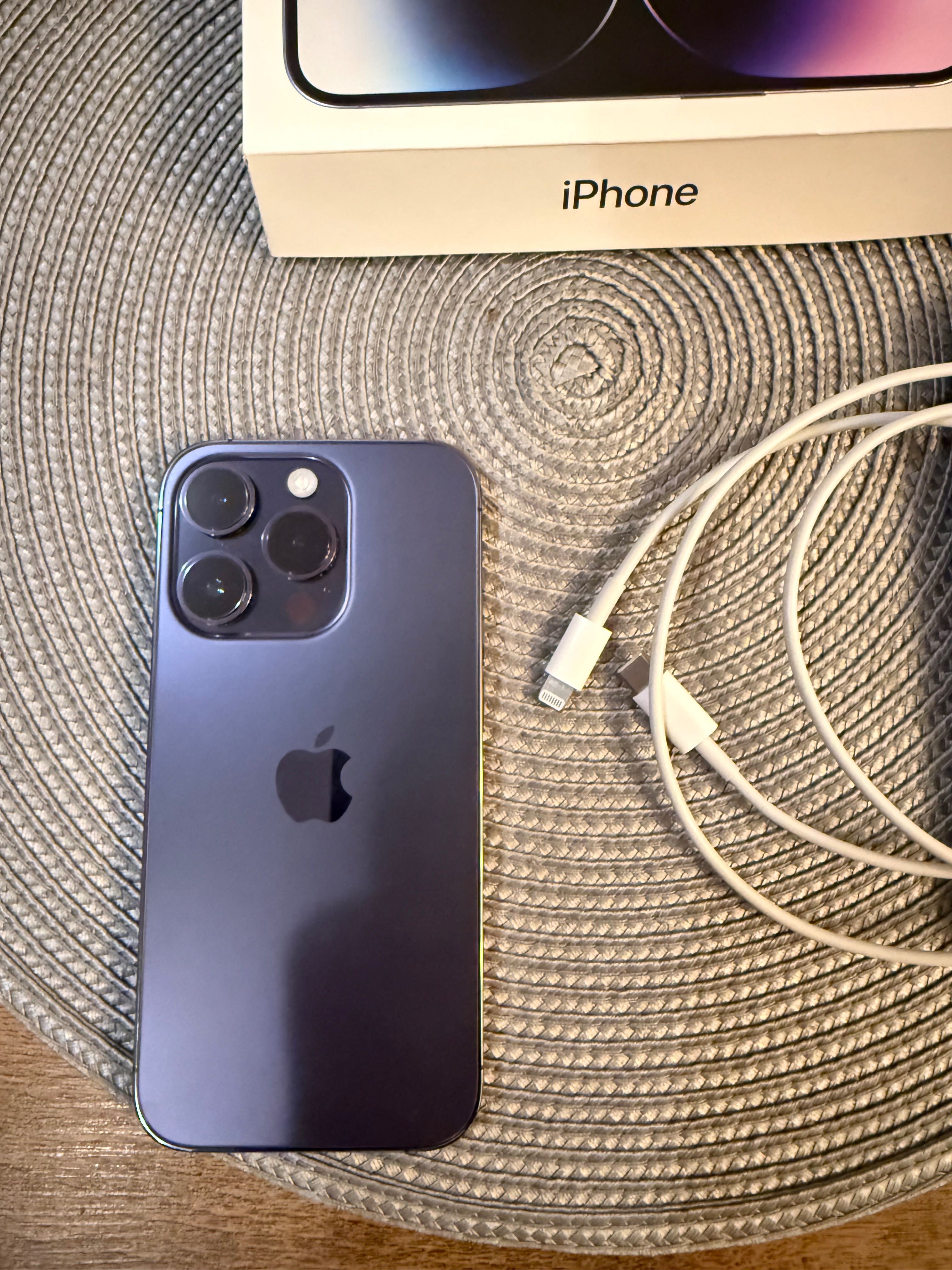 iPhone 14 pro в Перфектно състояние