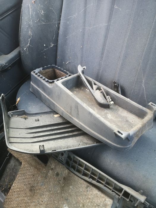 Audi 80 B2 на части