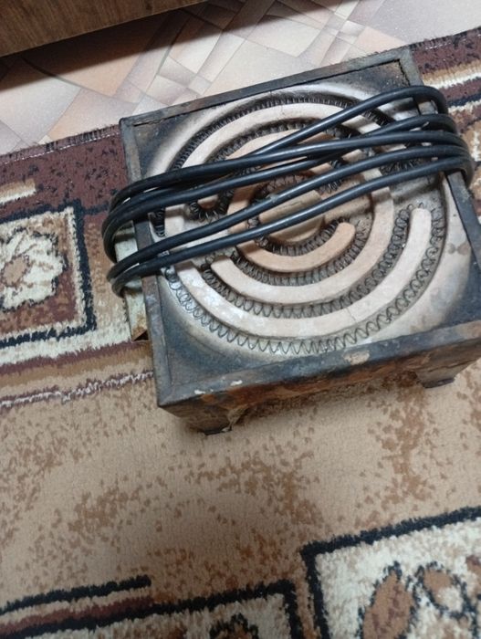 Продам электрическую плитку