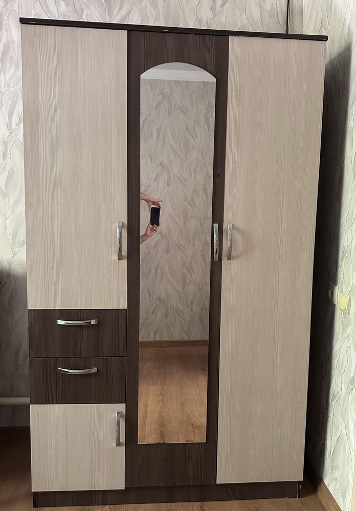 Продам шкаф,в хорошем состоянии