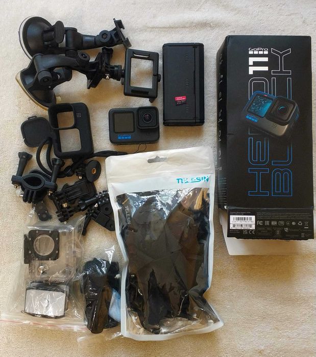 GoPro11 + аксессуары + карта памяти