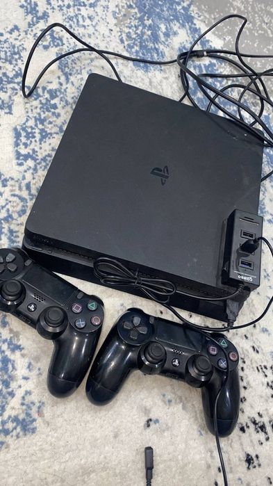 PlayStation 4pro 1tb