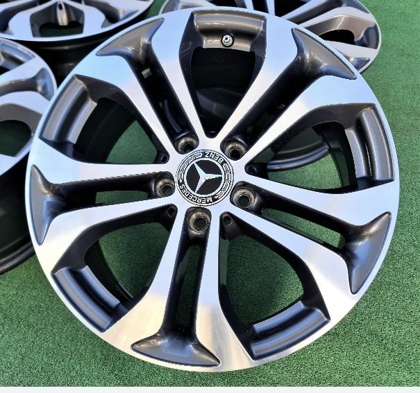 17 glc     x253  mercedes