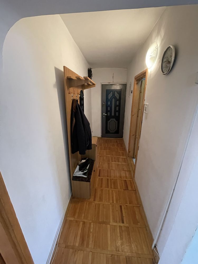 Închiriez Apartament 2 Camere Decomandat Falticeni - Mobilat