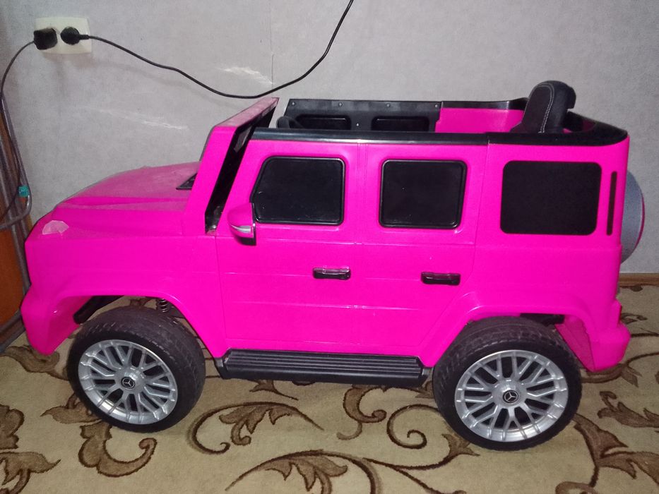 Электромобиль для девочки