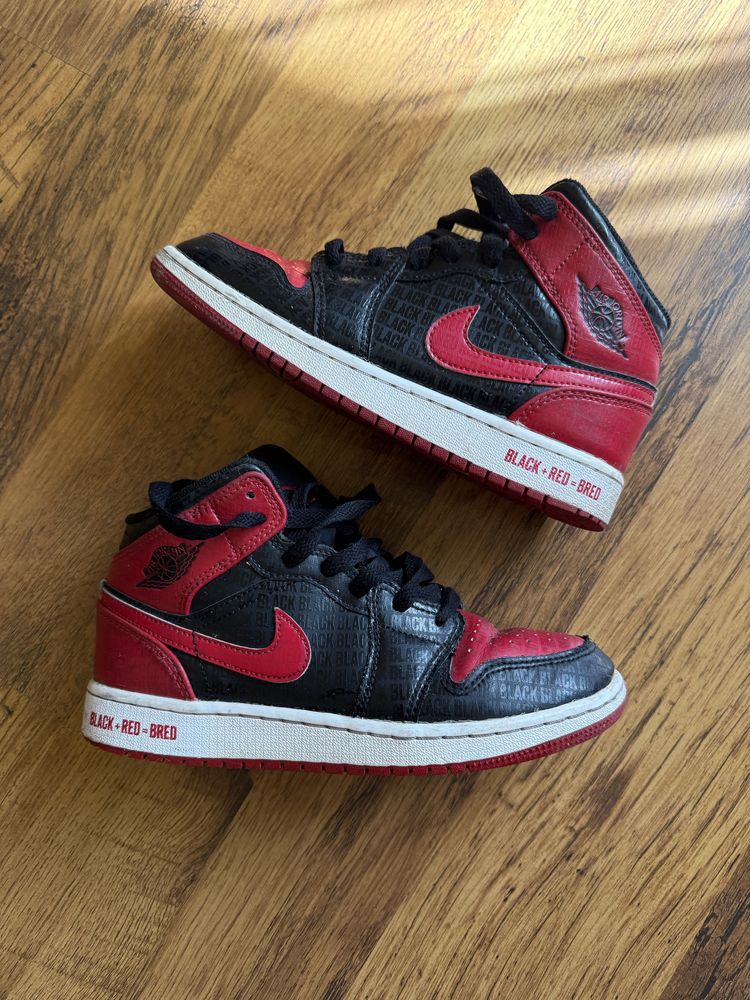 Air Jordan 1 mid Bred
