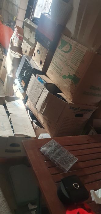 Vând marfa de piață