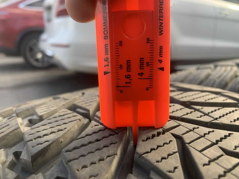 255/50R20 зимни гуми джип 255-50-20 NOKIAN SUV нов DOT:3420 zimni gumi