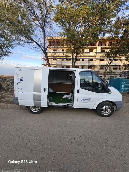 Ford Transit 2012