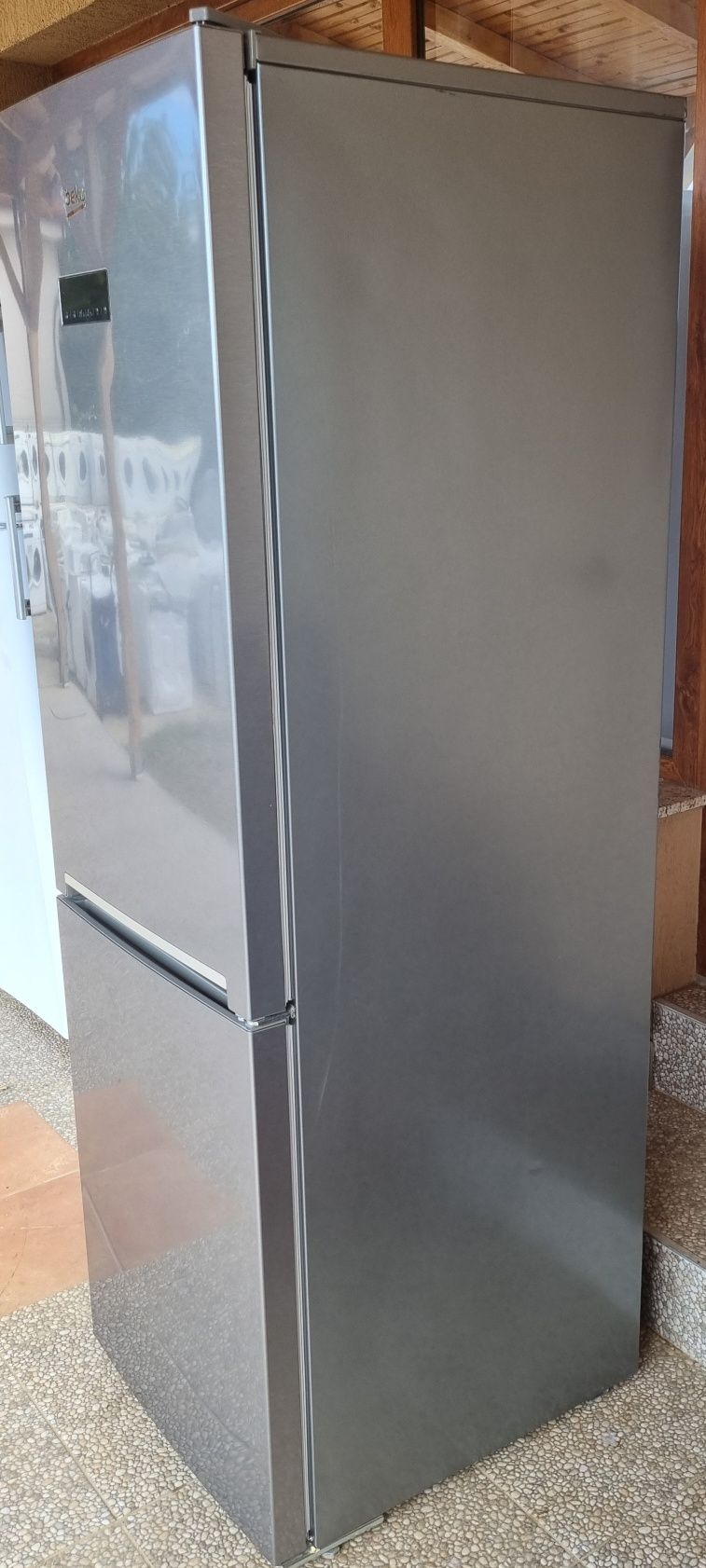 Combina frigorifica Beko NeoFrost