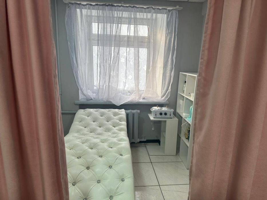 Сдам в аренду место в салоне красоты