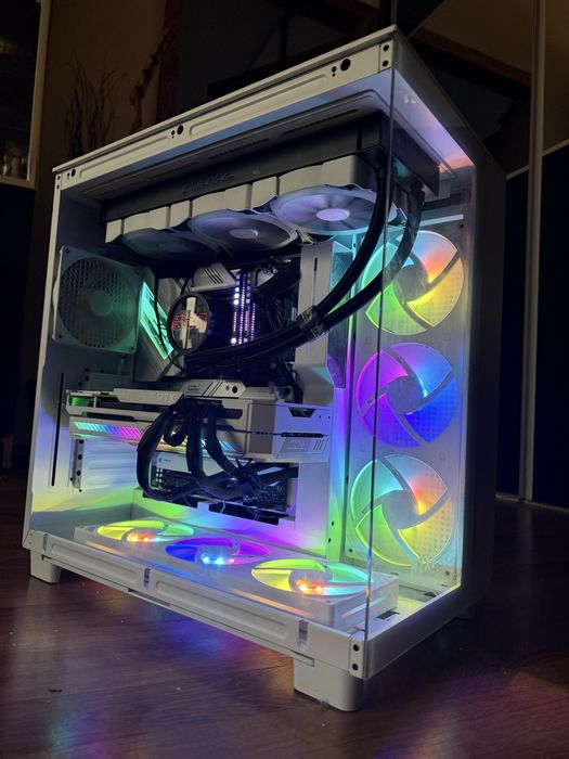 Мощен компютър/ I9 13900K/Водно/64GB/RTX 3090 24GB/2TB SSD