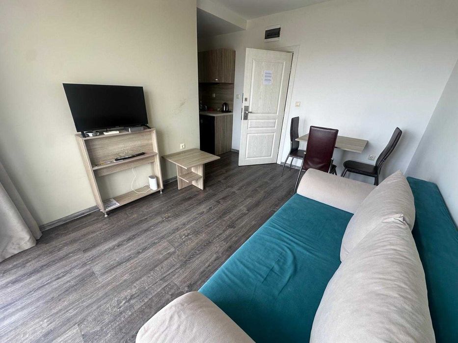 Продава се Двустаен апартамент в к.к. Слънчев бряг - 50 кв.м за 1290 €/кв.м - Снимка #1