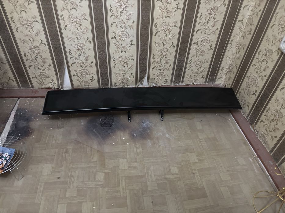 Продаю спойлер от Audi