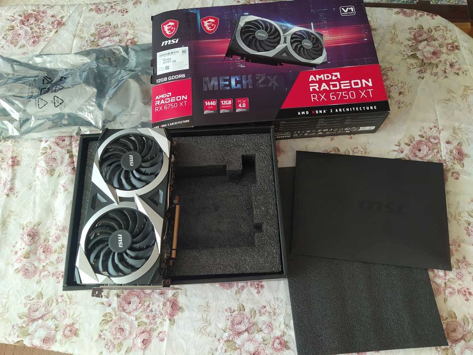AMD Radeon RX 6750 XT Mech2x 12GB GDDR6