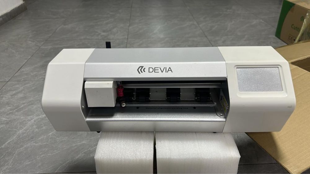 Режущий плоттер DEVIA