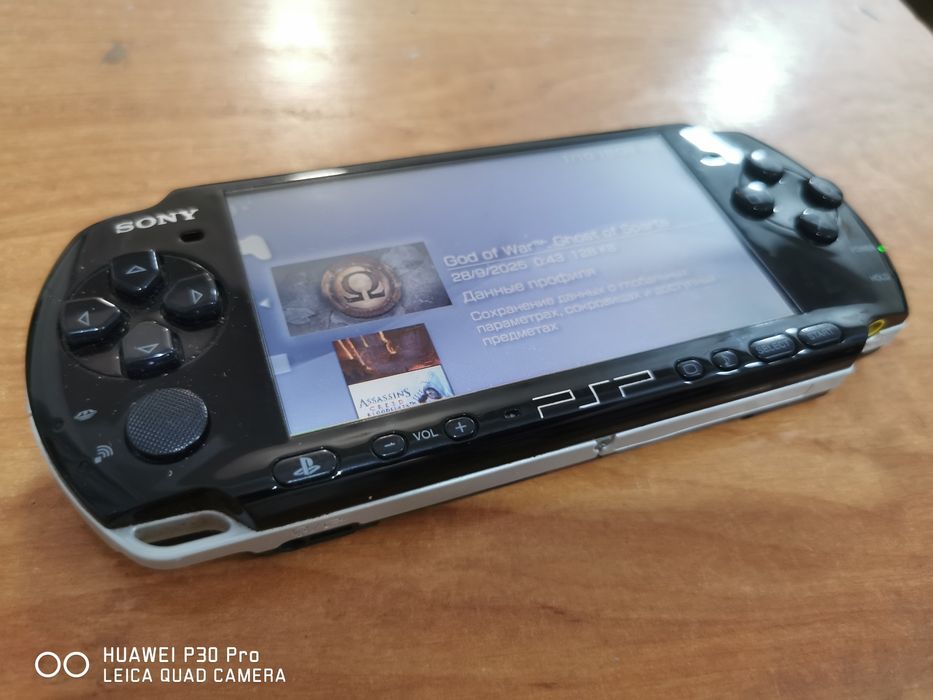 Игровая приставка psp 3008