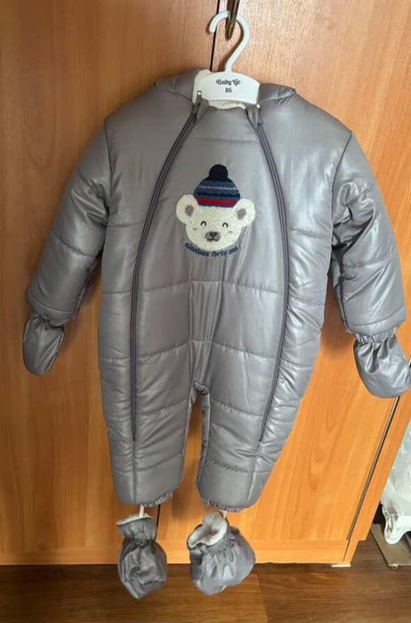 Детский комбинезон зимний НОВЫЙ