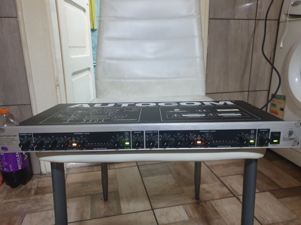 Behringer Autocom MDX 1200