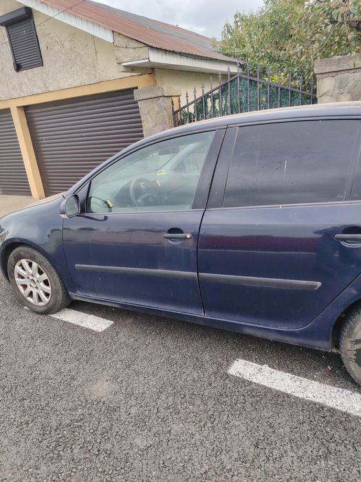 Golf 5 an octombrie 2004, 1,4benzina